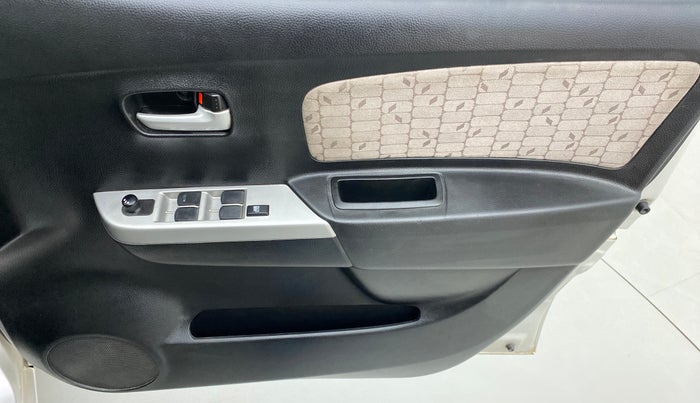 2014 Maruti Wagon R 1.0 VXI, Petrol, Manual, 44,709 km, Driver Side Door Panels Control