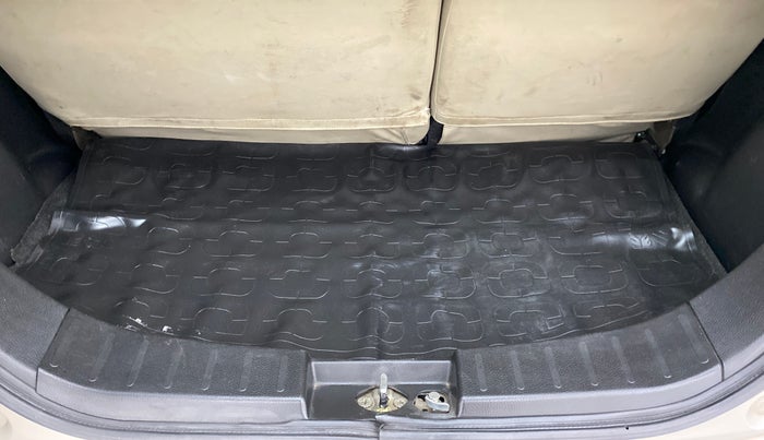 2014 Maruti Wagon R 1.0 VXI, Petrol, Manual, 44,709 km, Boot Inside