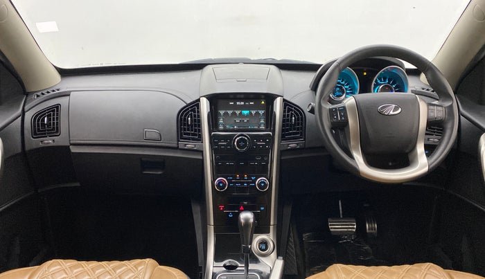 2018 Mahindra XUV500 W11 AT, Diesel, Automatic, 43,229 km, Dashboard