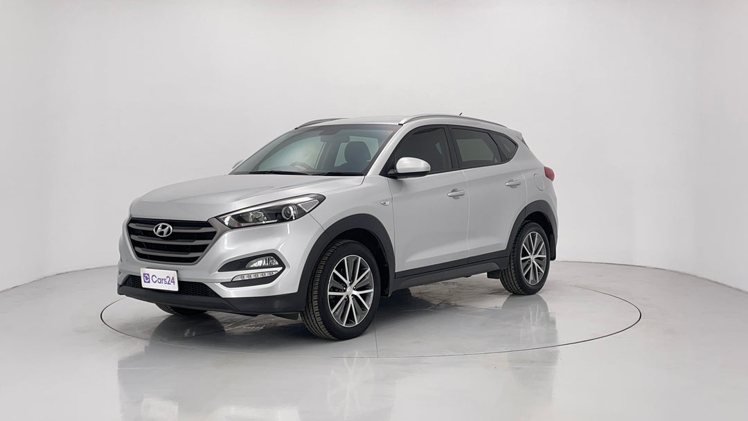 2015 Hyundai Tucson Active X (fwd), Automatic, 157888 km, Left Front Diagonal (45- Degree) View