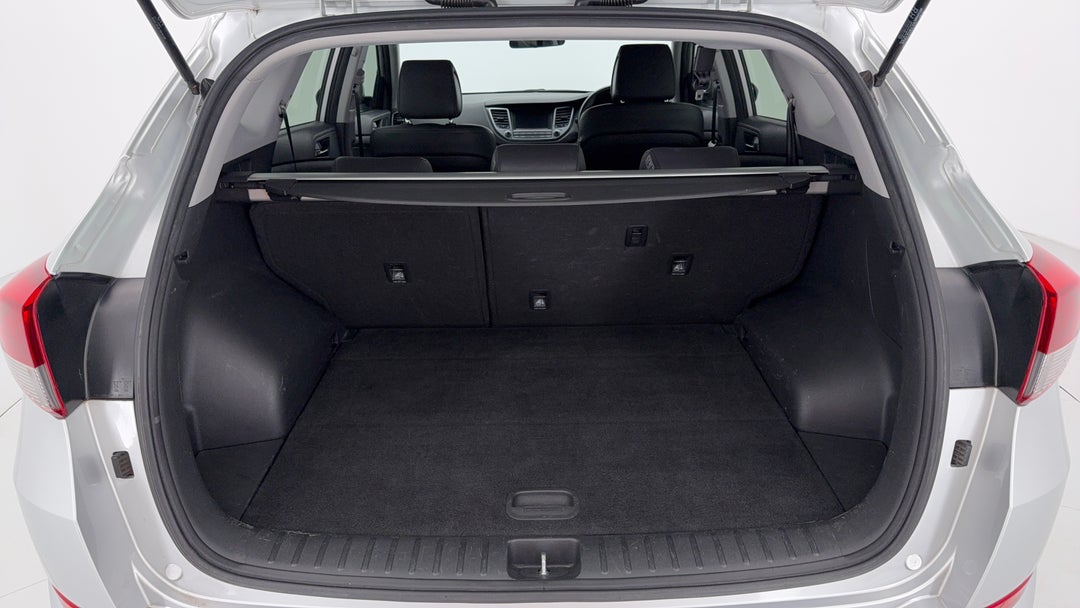 2015 Hyundai Tucson Active X (fwd), Automatic, 157888 km, Boot Inside View