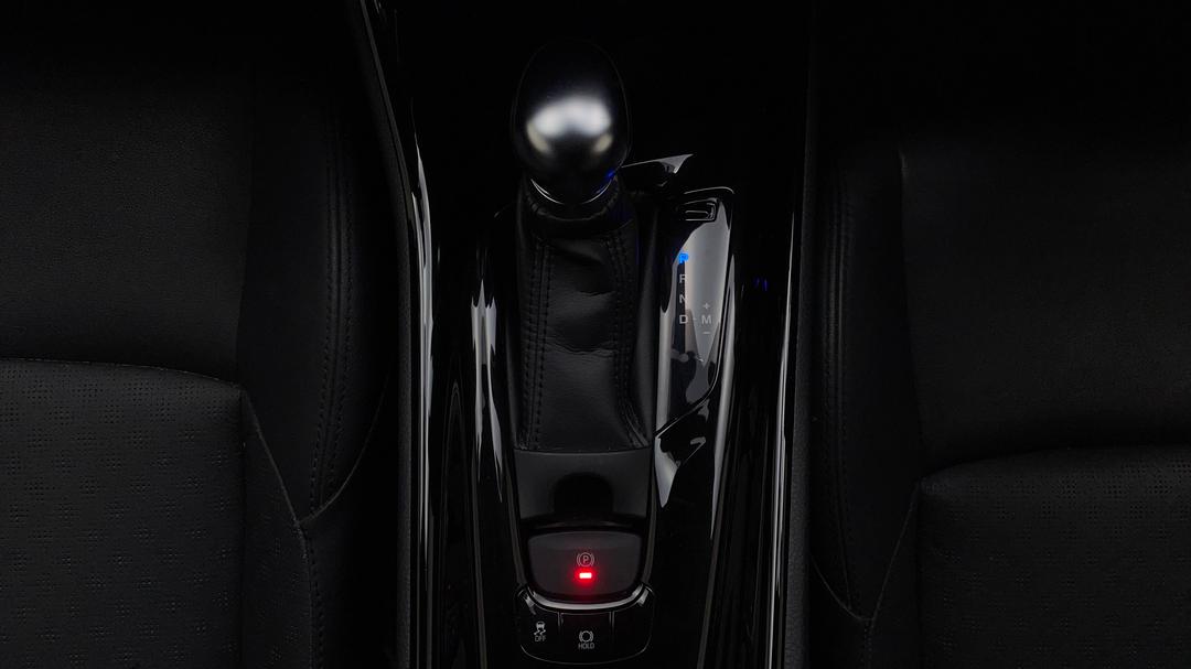 2018 Toyota C-HR Koba (awd), Automatic, 65109 km, Gear Lever 