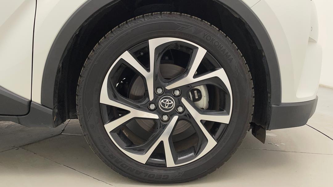 2018 Toyota C-HR Koba (awd), Automatic, 65109 km, Right Front Wheel