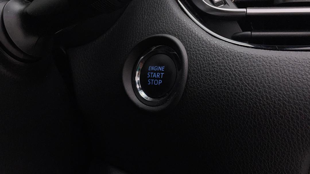 2018 Toyota C-HR Koba (awd), Automatic, 65109 km, Keyless / Button Start