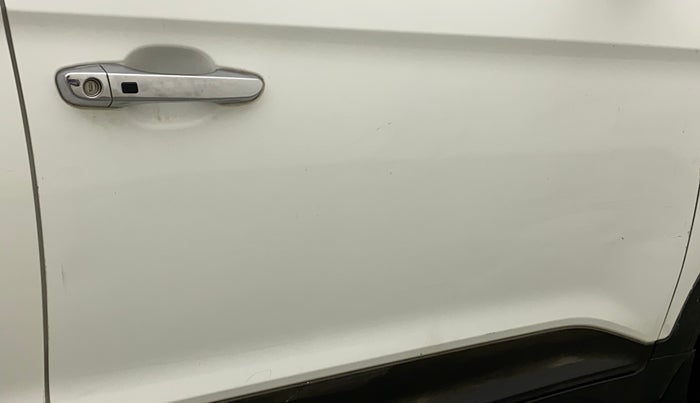 2017 Hyundai Creta SX PLUS AT 1.6 PETROL, Petrol, Automatic, 71,658 km, Driver-side door - Minor scratches