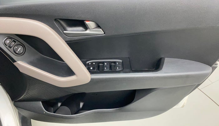 2017 Hyundai Creta SX PLUS AT 1.6 PETROL, Petrol, Automatic, 71,658 km, Driver Side Door Panels Control