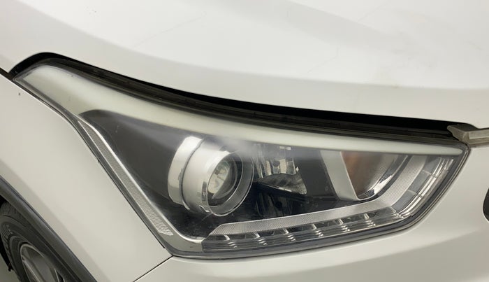 2017 Hyundai Creta SX PLUS AT 1.6 PETROL, Petrol, Automatic, 71,658 km, Right headlight - Minor scratches