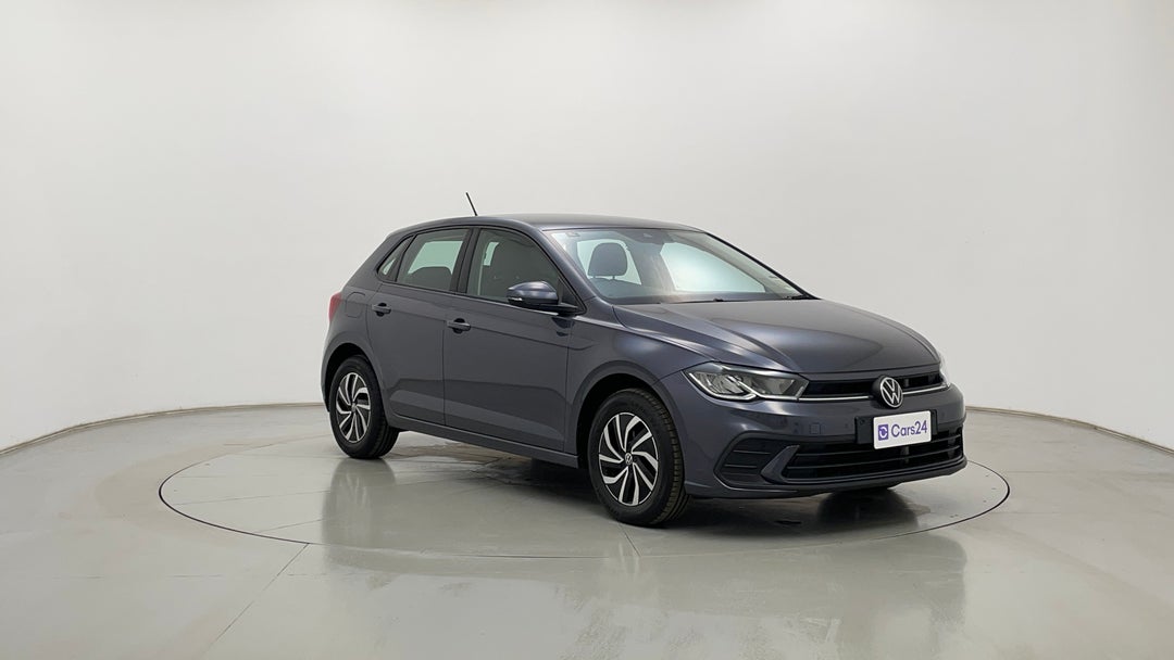 Right Front Diagonal (45- Degree) View