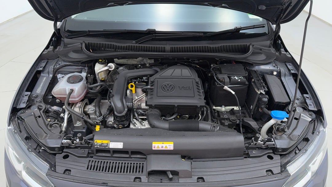 Open Bonnet (Engine)