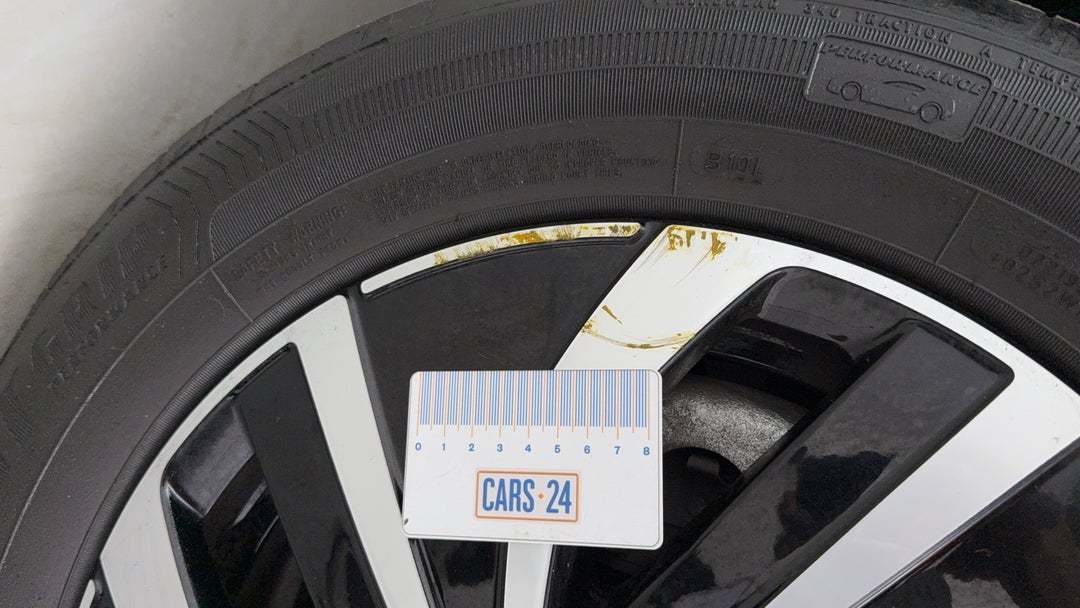 Wheels Rim Front LHS Gutter Rash