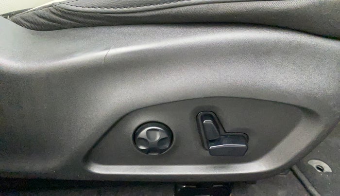 2020 Jeep Compass LIMITED PLUS DIESEL, Diesel, Manual, 22,992 km, Driver Side Adjustment Panel