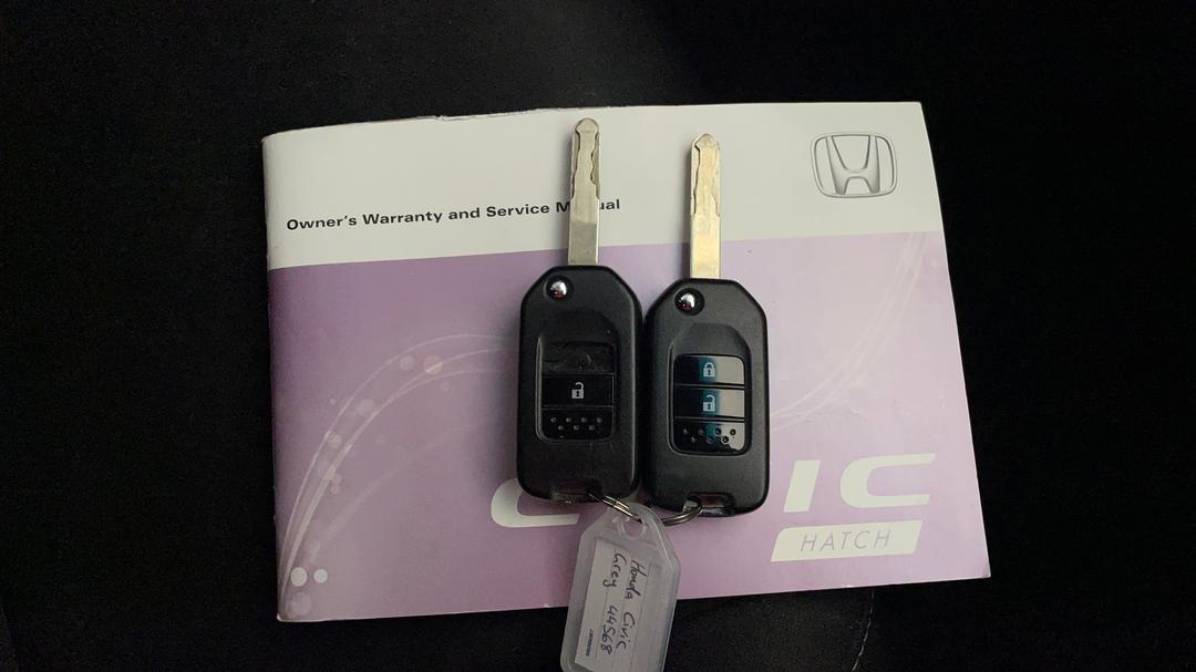 2017 Honda Civic Vti, Automatic, 89345 km, Key Close-up