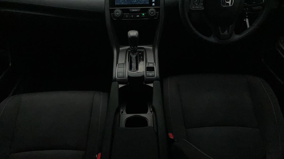 2017 Honda Civic Vti, Automatic, 89345 km, Center Console