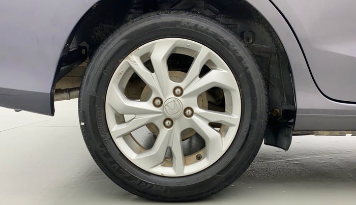 2018 Honda Amaze 1.2 V MT I-VTEC, Petrol, Manual, 43,985 km, Right Rear Wheel