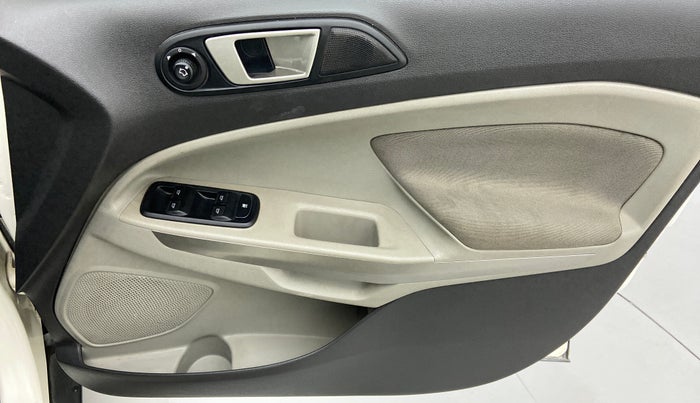 2014 Ford Ecosport 1.5 TREND TDCI, Diesel, Manual, 1,02,984 km, Driver Side Door Panels Control