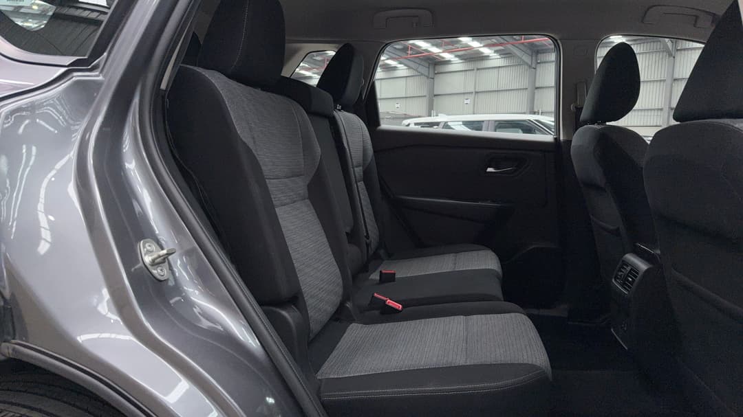 2024 Nissan X-trail St (4WD) 7 Seat, Automatic, 55686 km, Right Side Rear Door Cabin View