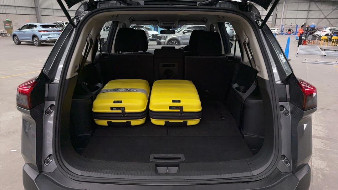 2024 Nissan X-trail St (4WD) 7 Seat, Automatic, 55686 km, Boot Inside View with Luggage