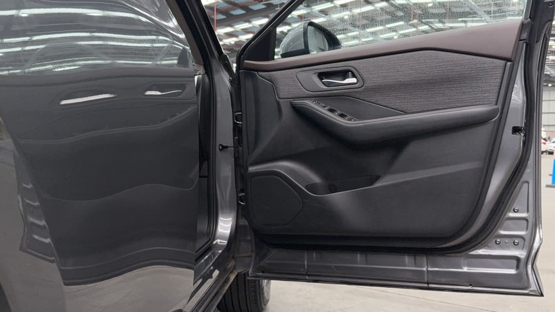 2024 Nissan X-trail St (4WD) 7 Seat, Automatic, 55686 km, Speaker View