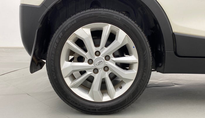 2019 Mahindra XUV300 W8 1.5 DIESEL AMT, Diesel, Automatic, 57,526 km, Right Rear Wheel