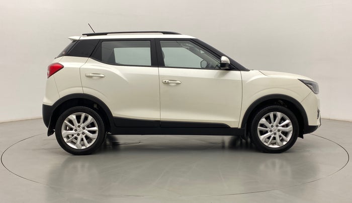 2019 Mahindra XUV300 W8 1.5 DIESEL AMT, Diesel, Automatic, 57,526 km, Right Side View