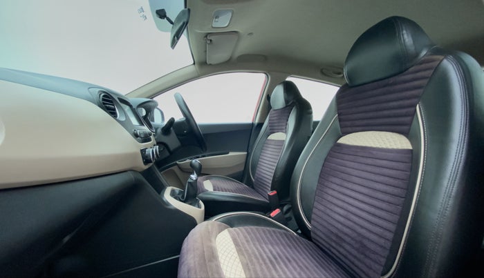 2019 Hyundai Grand i10 SPORTZ 1.2 KAPPA VTVT, Petrol, Manual, 28,223 km, Right Side Front Door Cabin