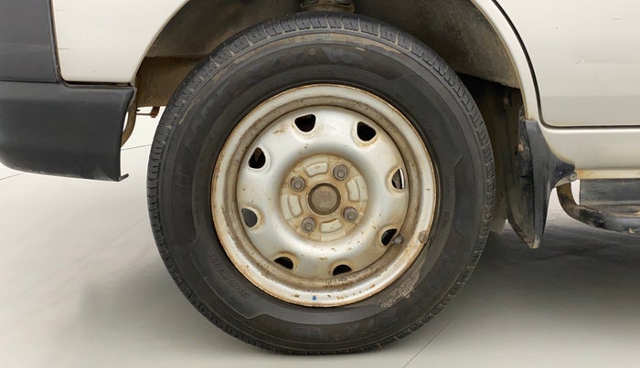 2011 Maruti Eeco 7 STR, Petrol, Manual, 71,287 km, Left Front Wheel