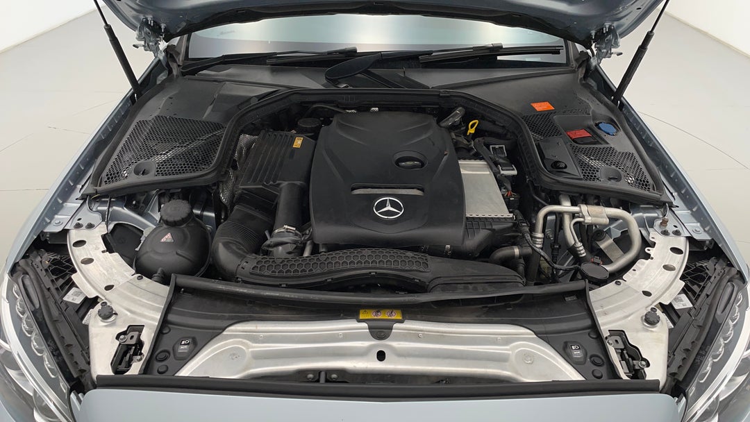 Open Bonnet (Engine)