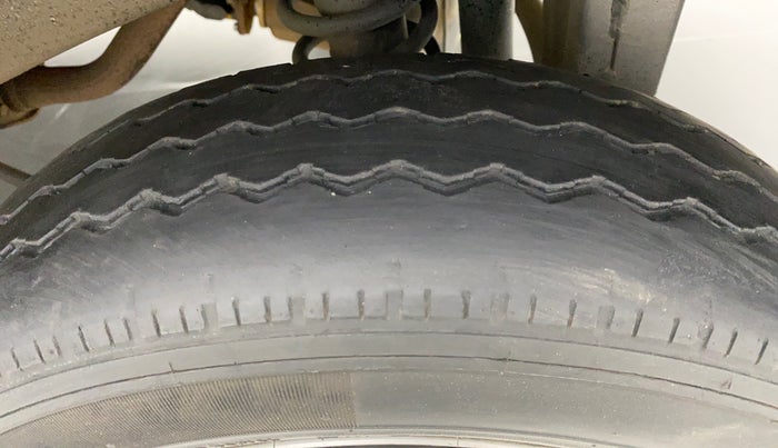 2018 Maruti Eeco 5 STR WITH AC PLUSHTR, Petrol, Manual, 21,246 km, Left Rear Tyre Tread