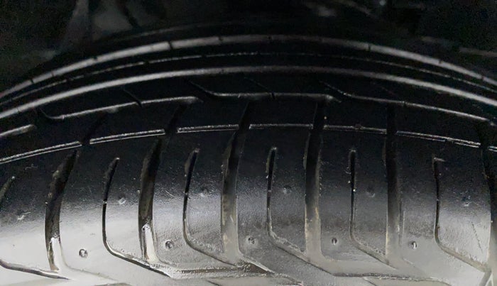 2021 Tata NEXON XZ+ 1.5, Diesel, Manual, 7,623 km, Right Front Tyre Tread