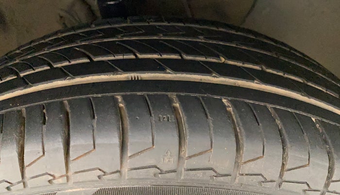2019 Hyundai Elite i20 ASTA 1.2 (O), Petrol, Manual, 51,307 km, Right Front Tyre Tread