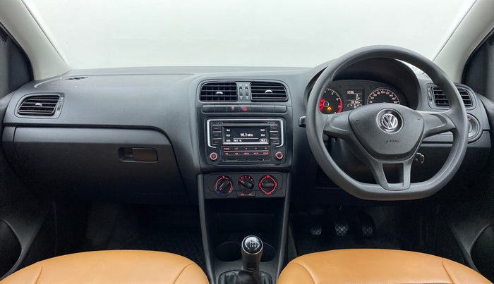 2018 Volkswagen Polo COMFORTLINE 1.0 PETROL, Petrol, Manual, 33,151 km, Dashboard