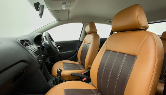2018 Volkswagen Polo COMFORTLINE 1.0 PETROL, Petrol, Manual, 33,151 km, Right Side Front Door Cabin