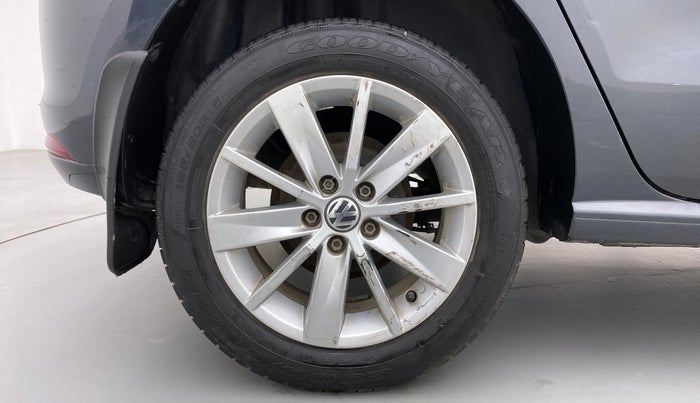 2018 Volkswagen Polo COMFORTLINE 1.0 PETROL, Petrol, Manual, 33,151 km, Right Rear Wheel