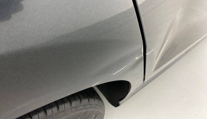 2018 Volkswagen Polo COMFORTLINE 1.0 PETROL, Petrol, Manual, 33,151 km, Right quarter panel - Slightly dented