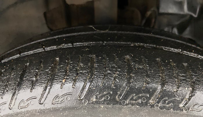 2018 Tata Tigor Buzz PETROL, Petrol, Manual, 48,676 km, Right Front Tyre Tread
