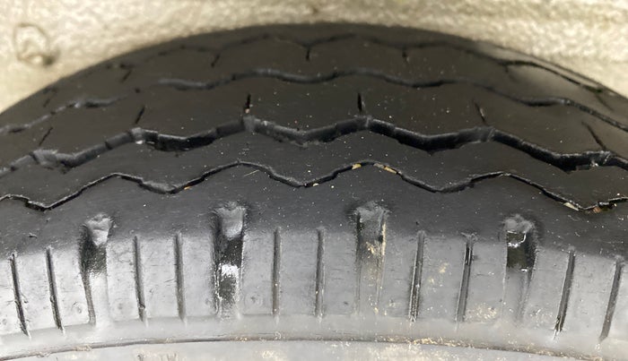 2019 Maruti OMNI E STD, Petrol, Manual, 35,478 km, Left Rear Tyre Tread