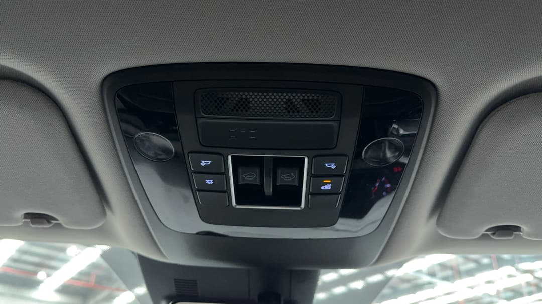 2023 Kia Carnival Special Edition, Automatic, 64996 km, On-Roof Controls/Sunglass holder