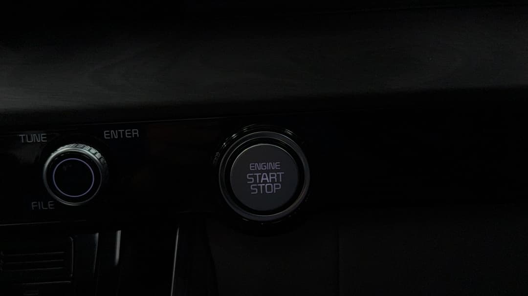 2023 Kia Carnival Special Edition, Automatic, 64996 km, Keyless / Button Start