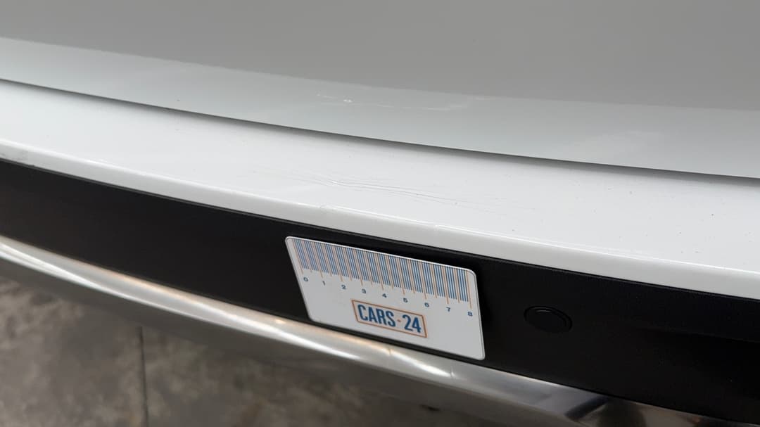 2023 Kia Carnival Special Edition, Automatic, 64996 km, Bumper Rear Paint flaking