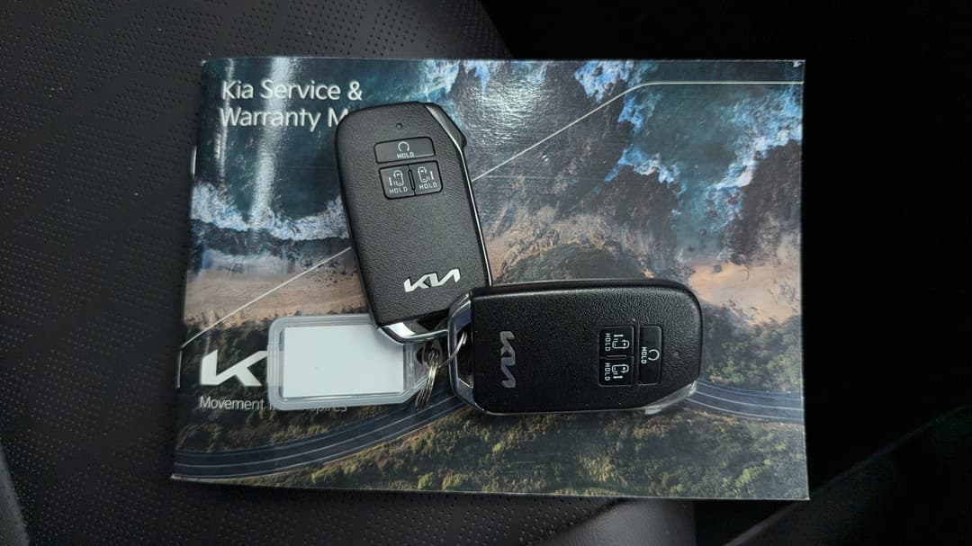 2023 Kia Carnival Special Edition, Automatic, 64996 km, Key Close-up