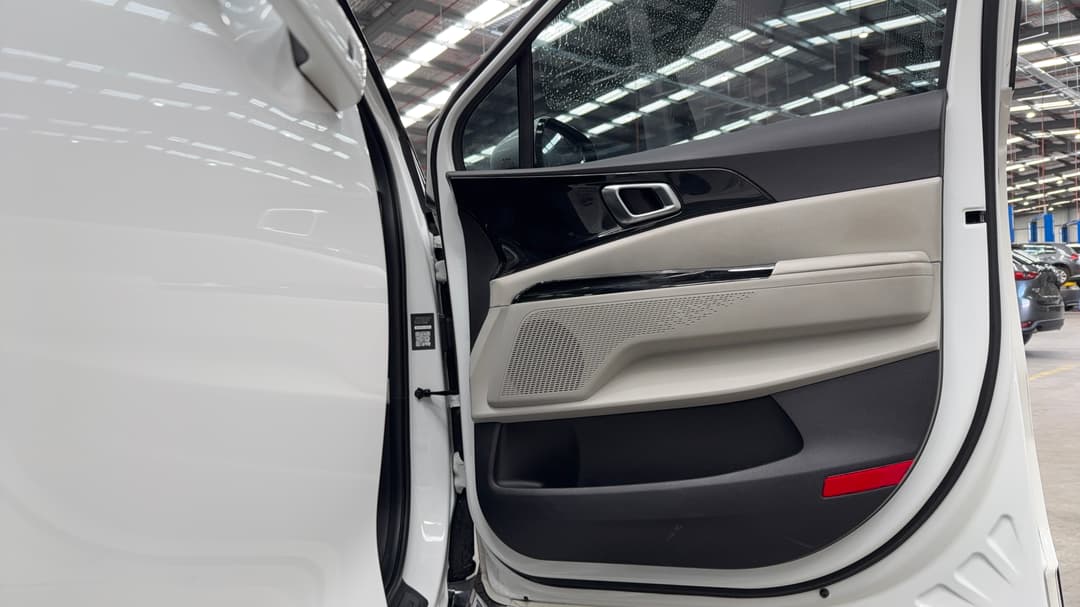 2023 Kia Carnival Special Edition, Automatic, 64996 km, Speaker View
