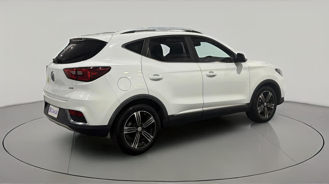 2018 MG ZS Essence, Automatic, 124794 km, Right Back Diagonal (45- Degree) View