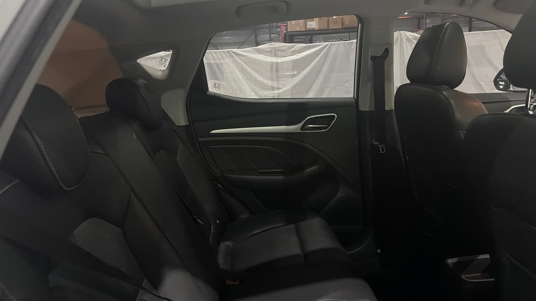 2018 MG ZS Essence, Automatic, 124794 km, Right Side Rear Door Cabin View