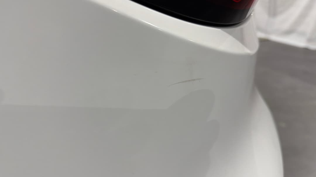 2018 MG ZS Essence, Automatic, 124794 km, Bumper Rear Scratch