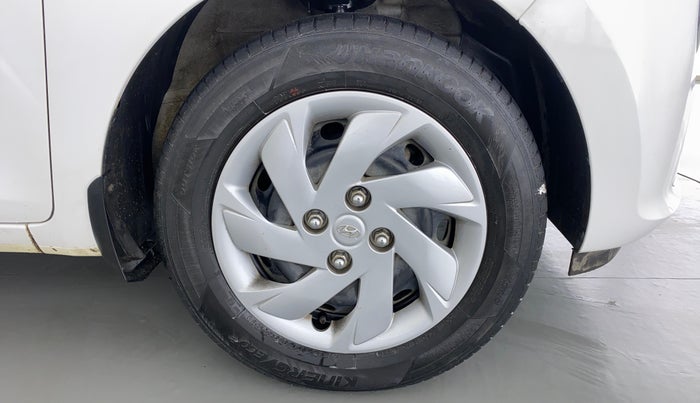 2020 Hyundai NEW SANTRO SPORTZ CNG, CNG, Manual, 56,867 km, Right Front Wheel