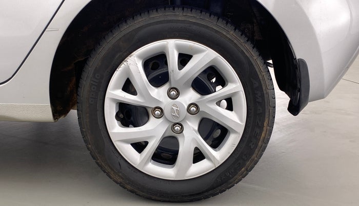 2017 Hyundai Grand i10 MAGNA 1.2 VTVT, Petrol, Manual, 25,378 km, Left Rear Wheel