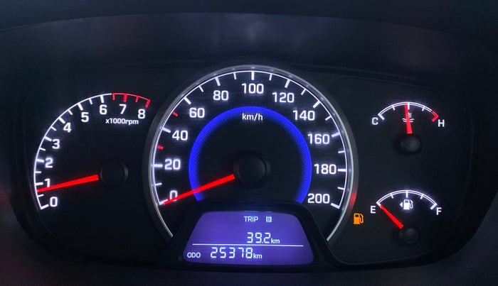 2017 Hyundai Grand i10 MAGNA 1.2 VTVT, Petrol, Manual, 25,378 km, Odometer Image