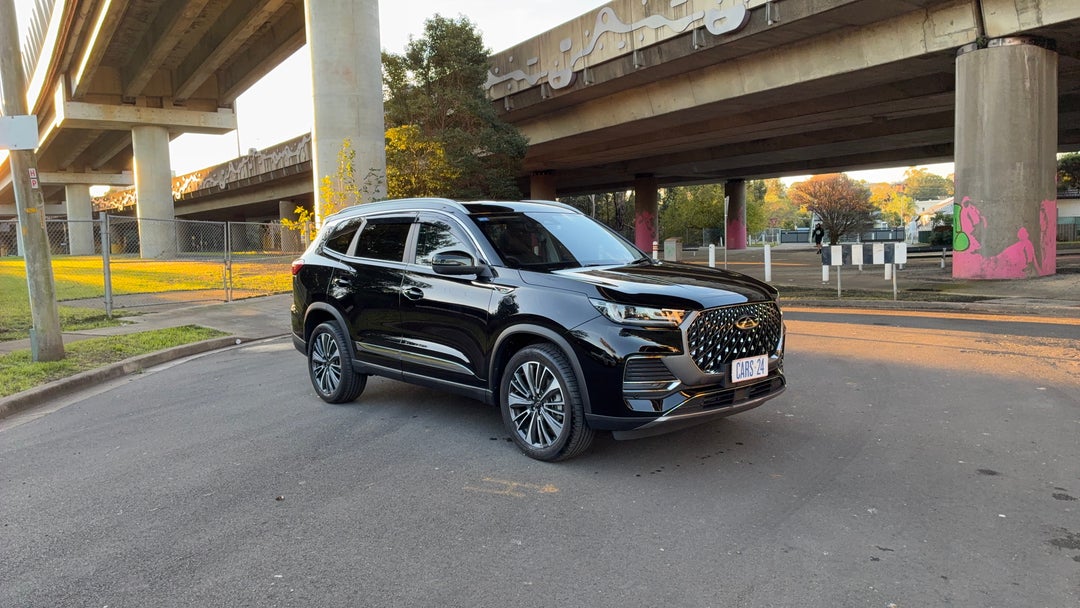 Right Front Diagonal (45- Degree) View