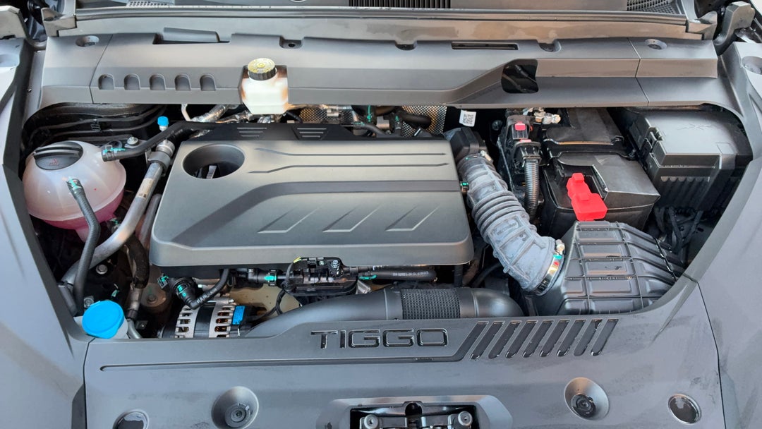 Open Bonnet (Engine)