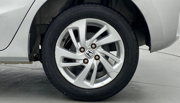 2016 Honda Jazz 1.2 V MT, Petrol, Manual, 18,757 km, Left Rear Wheel